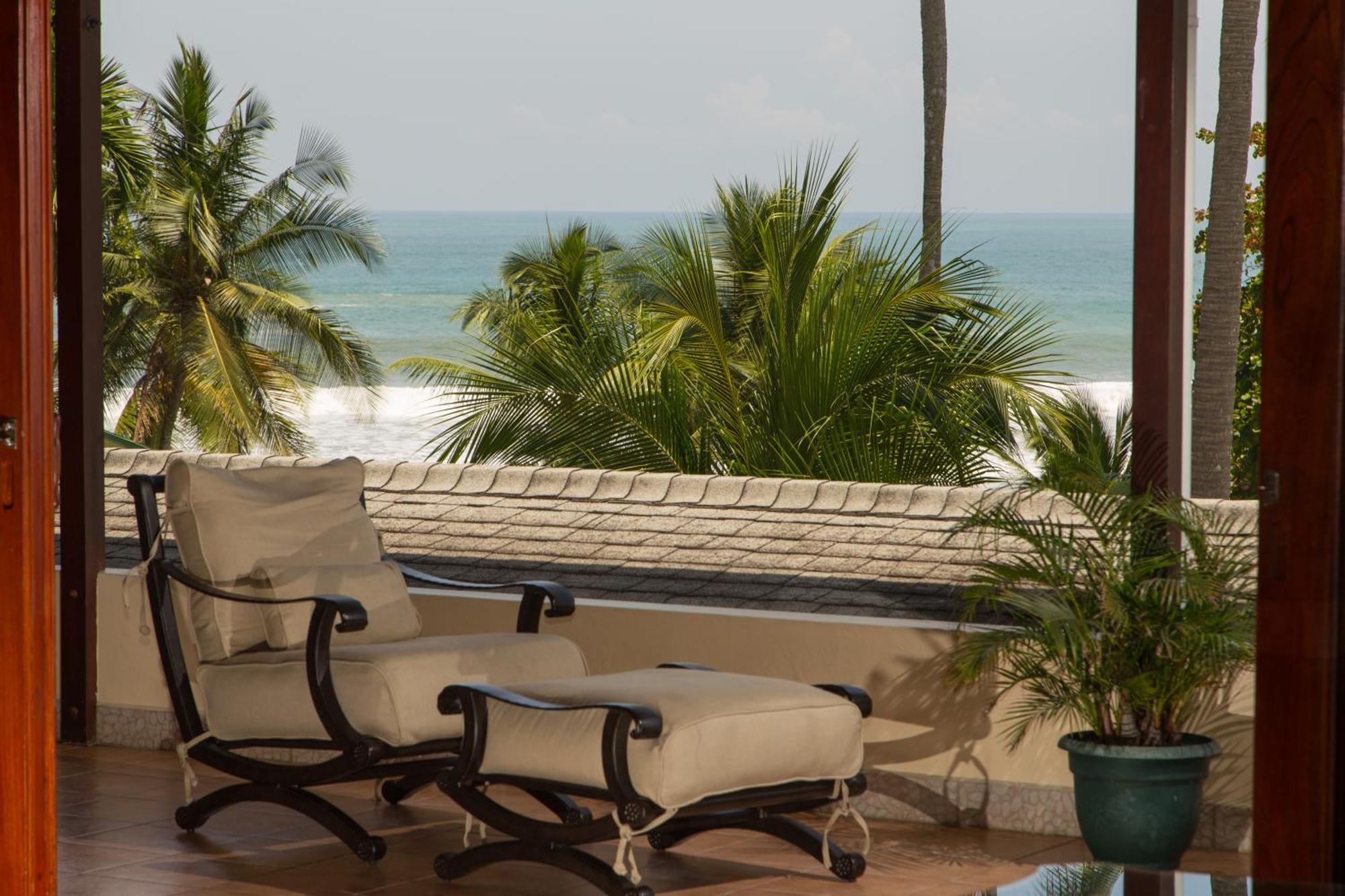 Club Del Mar Oceanfront Hotel ฆาโก ภายนอก รูปภาพ