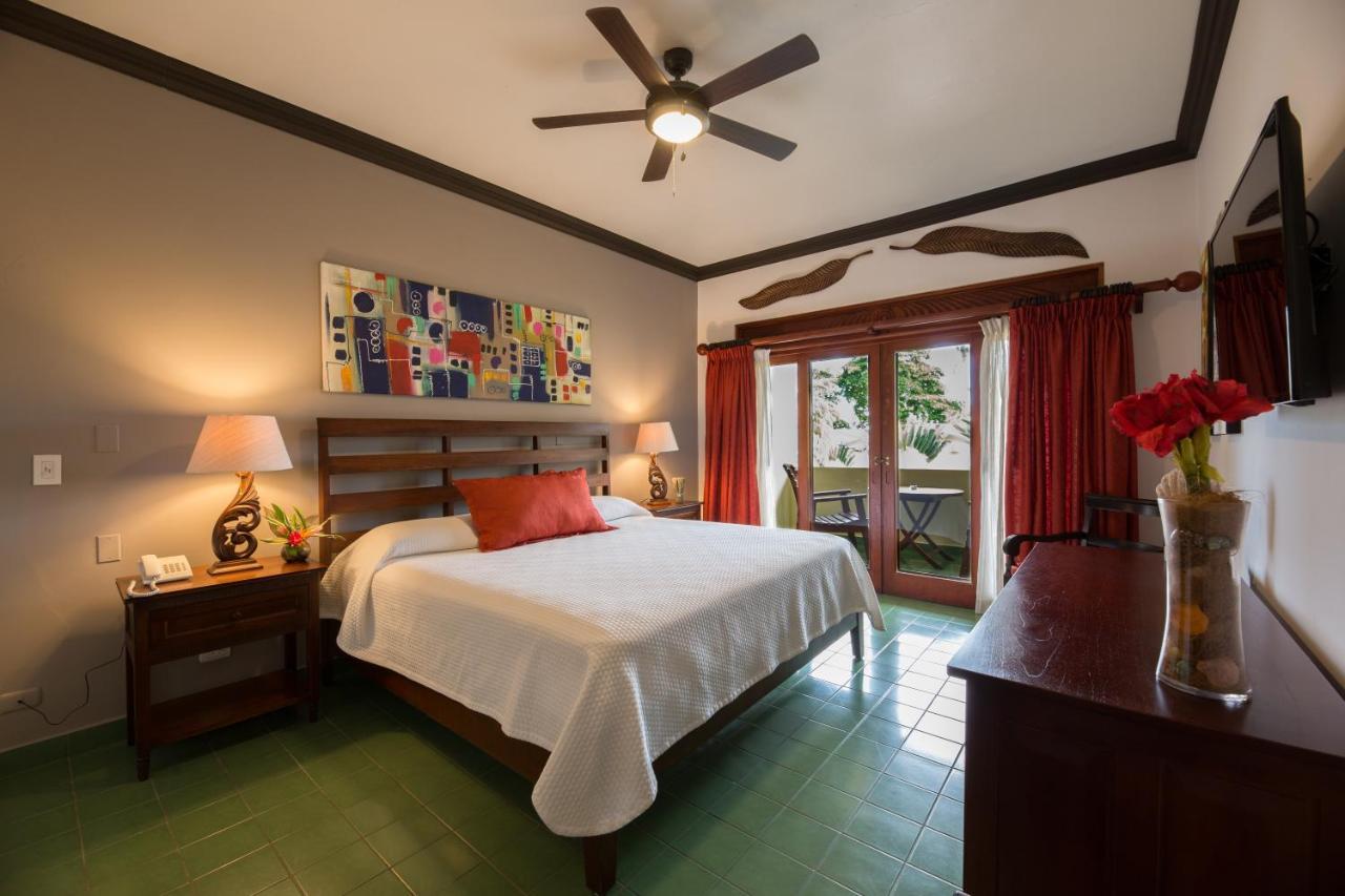Club Del Mar Oceanfront Hotel ฆาโก ภายนอก รูปภาพ