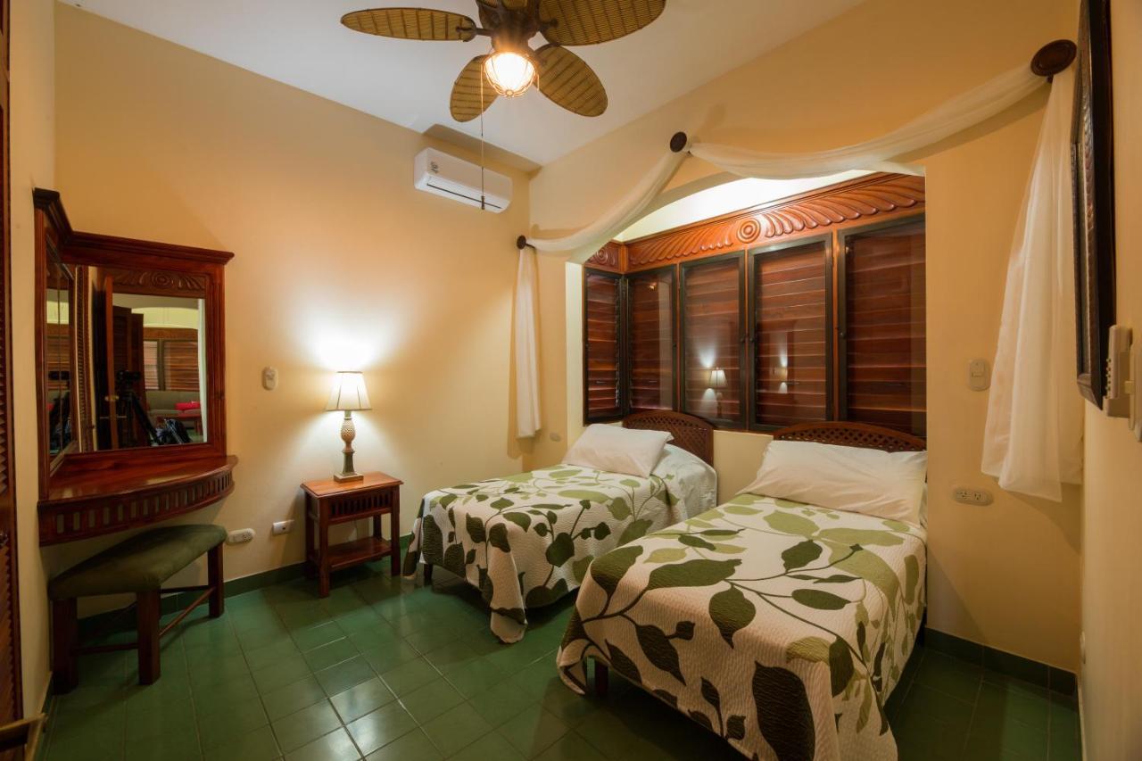 Club Del Mar Oceanfront Hotel ฆาโก ภายนอก รูปภาพ