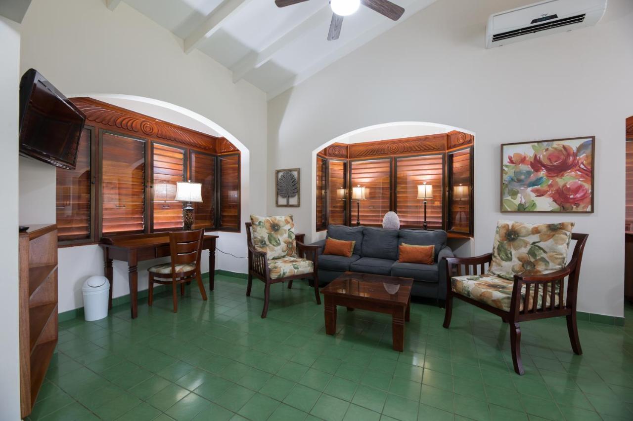 Club Del Mar Oceanfront Hotel ฆาโก ภายนอก รูปภาพ